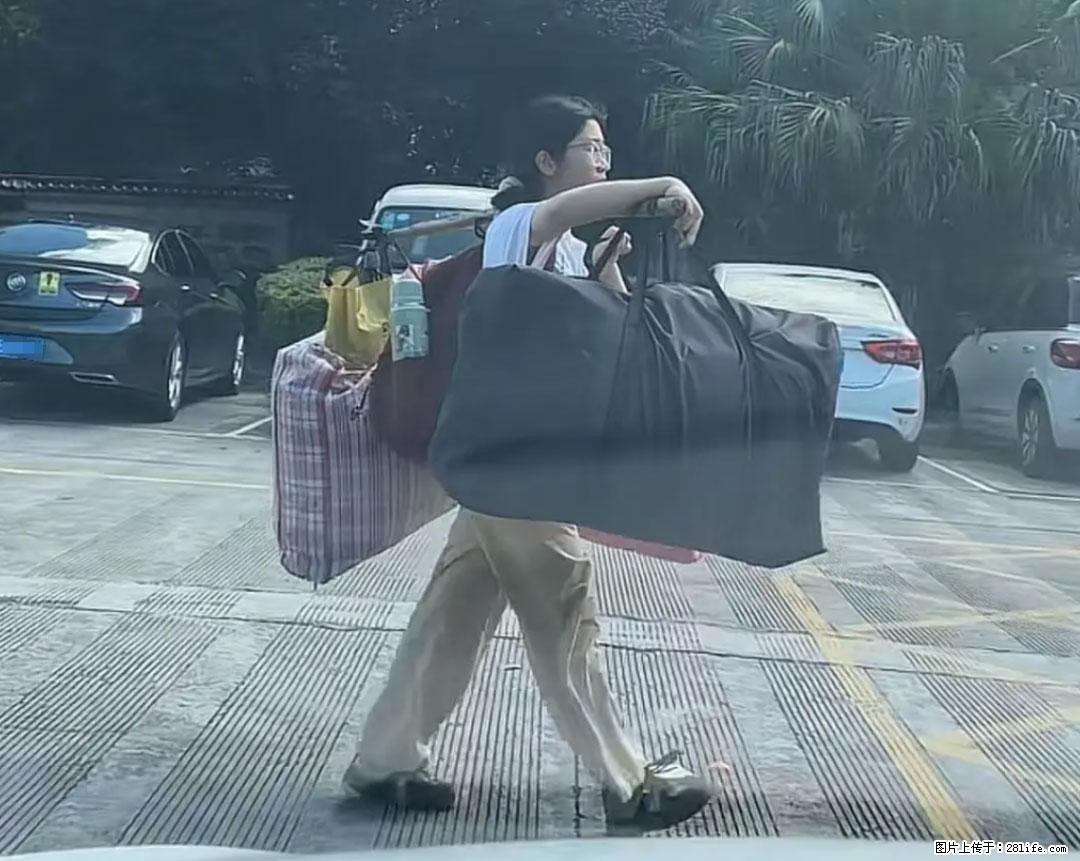全网追的“扁担女孩”，找了一份暑假工，时薪12元 - 徐州生活资讯 - 徐州28生活网 xz.28life.net